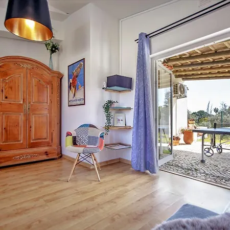 Villa Yvonne,private Pool,private Parking 1,7 Km From The Beatch *