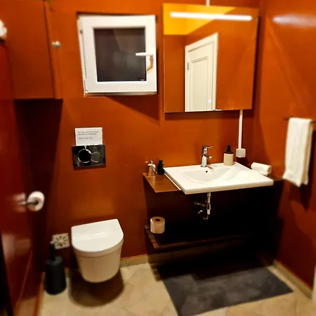 فيلة Yvonne,private Pool,private Parking 1,7 Km From The Beatch *