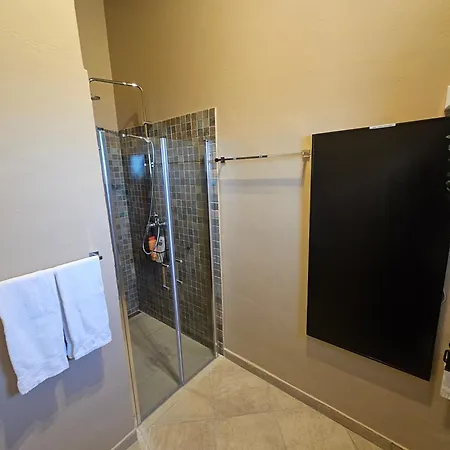 فيلة Yvonne,private Pool,private Parking 1,7 Km From The Beatch