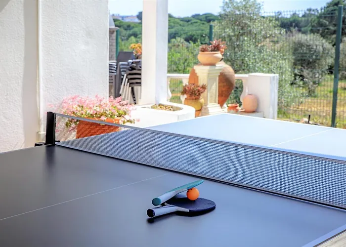 Yvonne,private Pool,private Parking 1,7 Km From The Beatch 빌라 알부페이라