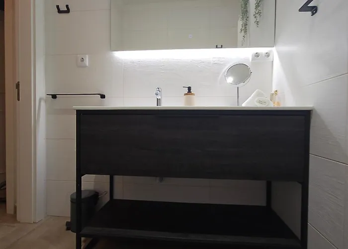 Yvonne,private Pool,private Parking 1,7 Km From The Beatch